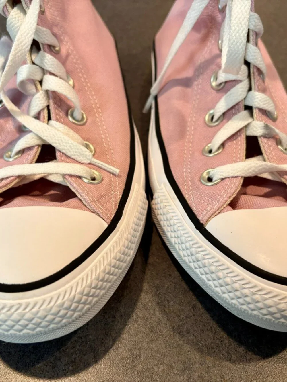 ~~Converse Chuck Taylor All Star Hi Pink Womens 8 Mens 6..VGUC!!!